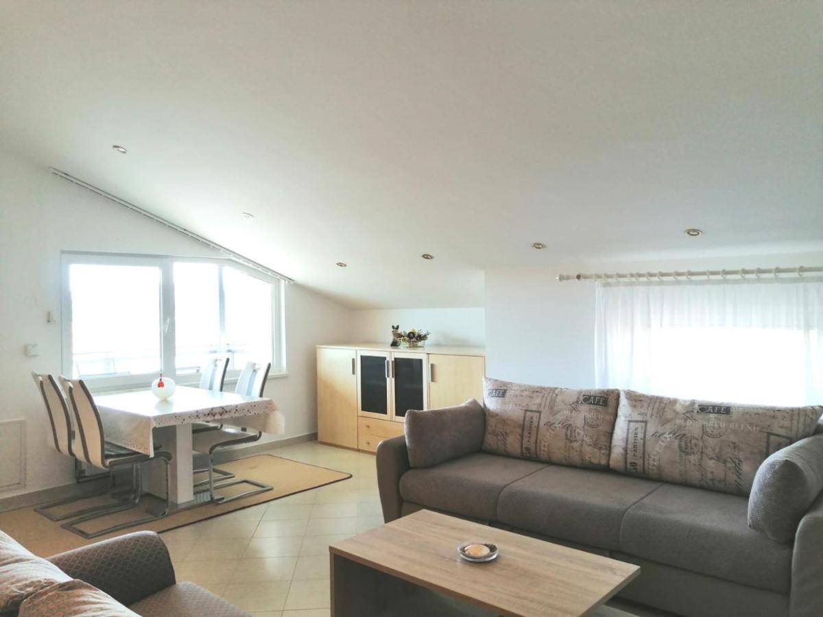 Lovely Sea View House In Malinska Island Krk 외부 사진