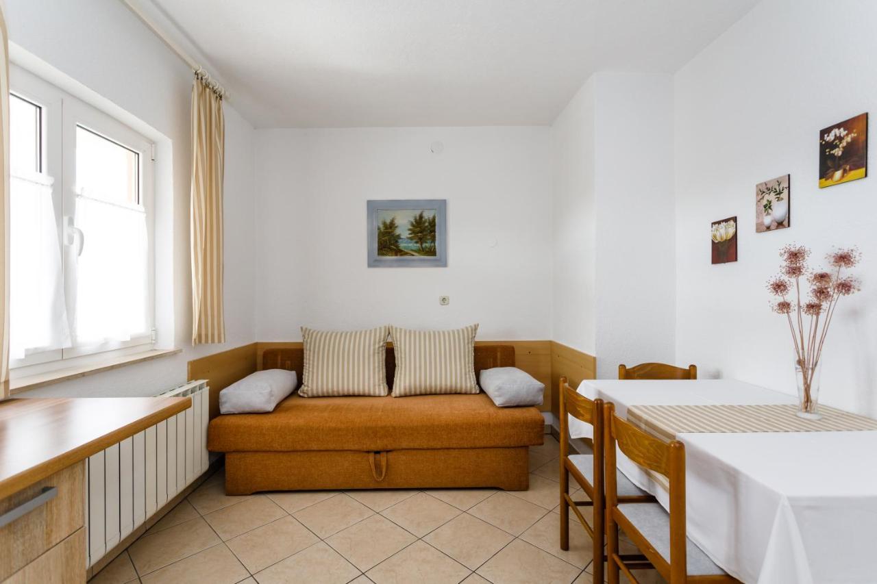 Lovely Sea View House In Malinska Island Krk 외부 사진