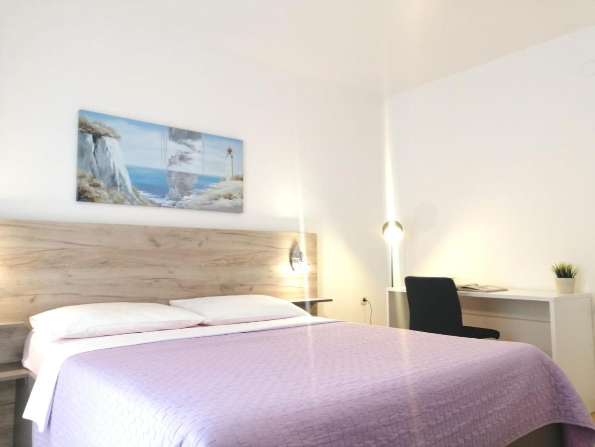 Lovely Sea View House In Malinska Island Krk 외부 사진